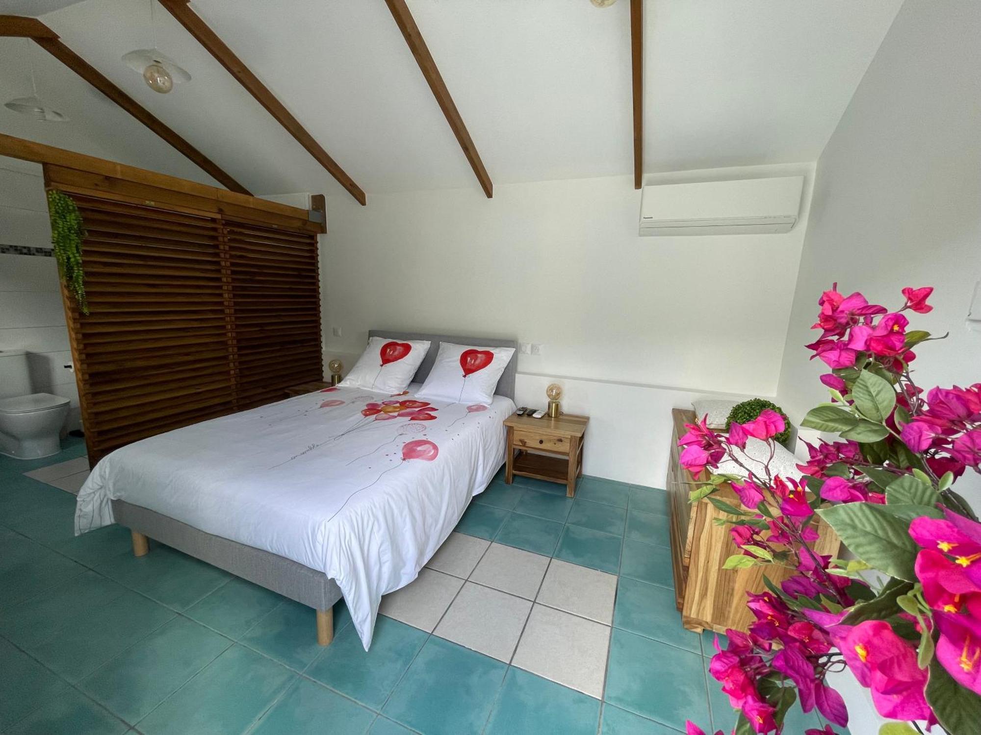 Bungalow "Doussin' Kreyol", Au Calme A 150M De La Plage Grande Anse Zewnętrze zdjęcie