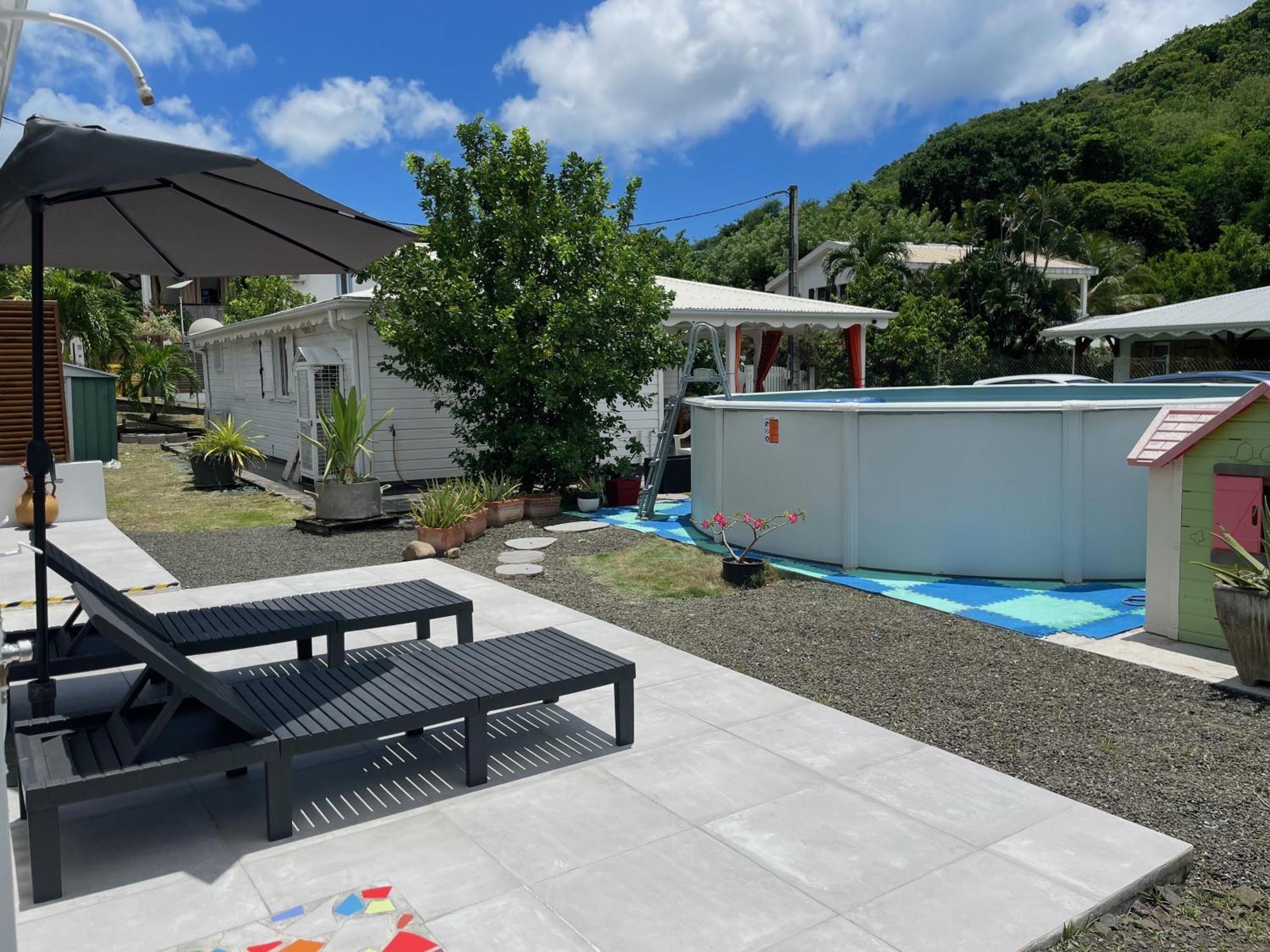 Bungalow "Doussin' Kreyol", Au Calme A 150M De La Plage Grande Anse Zewnętrze zdjęcie